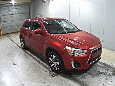 MITSUBISHI RVR