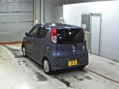 SUZUKI MRWAGON