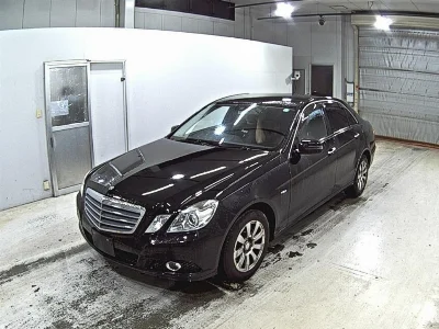 MERCEDES BENZ E CLASS