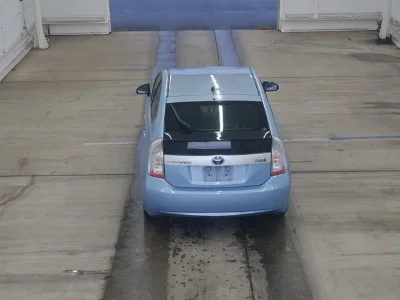 TOYOTA PRIUS PHV