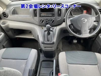 NISSAN NV200