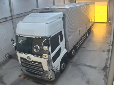 NISSAN UD