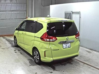 HONDA FREED+