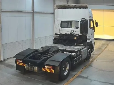 NISSAN UD