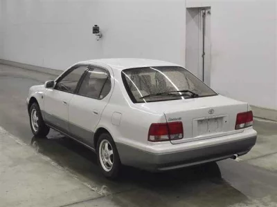 TOYOTA VISTA