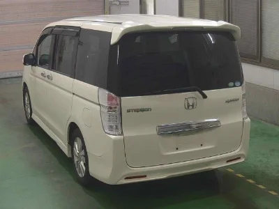 HONDA STEP WAGON