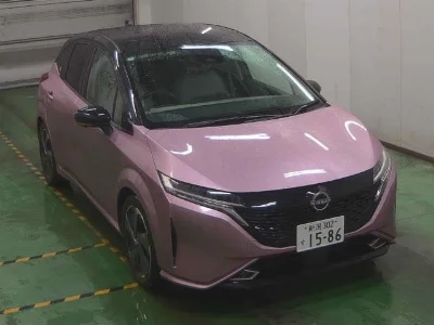 NISSAN AURA