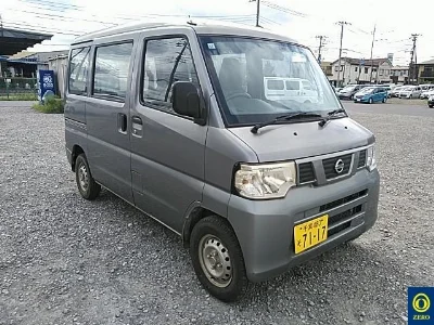 NISSAN CLIPPER VAN