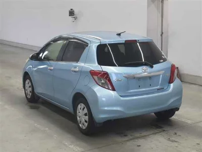 TOYOTA VITZ