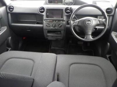 TOYOTA BB 3