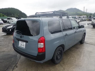 TOYOTA SUCCEED