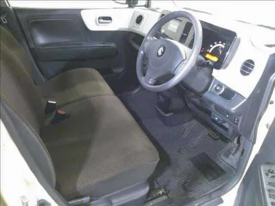 SUZUKI MRWAGON