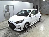 Цена авто Toyota Yaris с аукционов Японии, номер кузова MXPH10, пробег 45 000, оценка 8