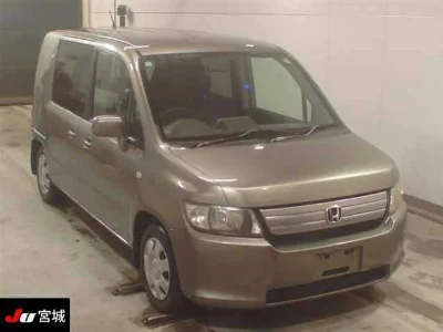 HONDA MOBILIO SPIKE