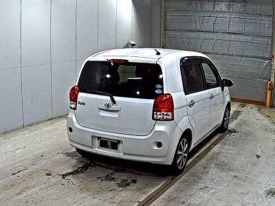 TOYOTA PORTE