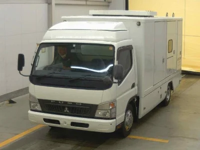 MITSUBISHI CANTER