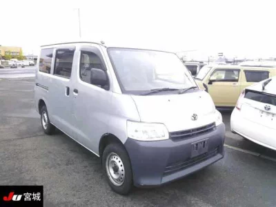 TOYOTA TOWN ACE VAN