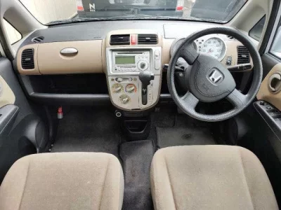 HONDA LIFE