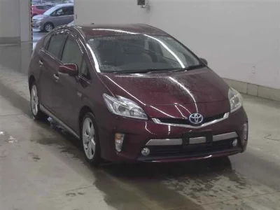 TOYOTA PRIUS PHV