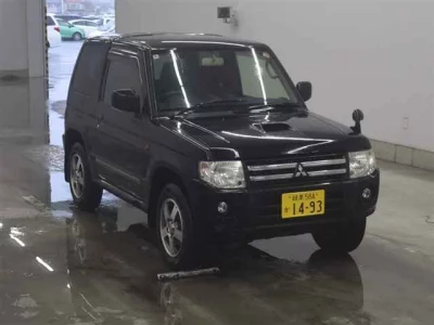 MITSUBISHI PAJERO MINI
