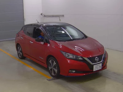 NISSAN LEAF