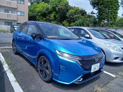 NISSAN AURA