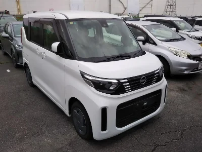 NISSAN ROOX