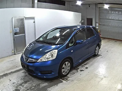 HONDA FIT SHUTTLE
