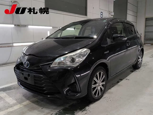 Toyota Vitz  с аукциона в Японии