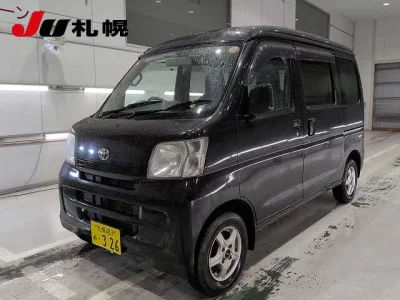 TOYOTA PIXIS VAN