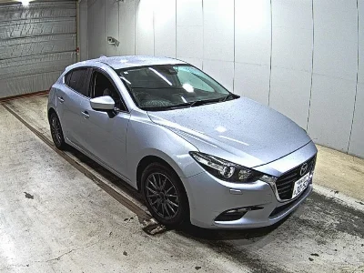 MAZDA AXELA