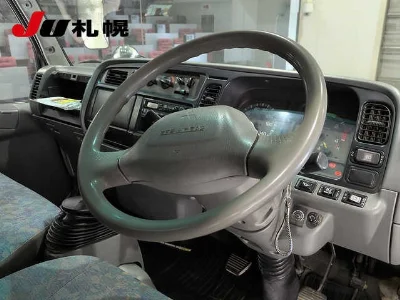 MITSUBISHI CANTER