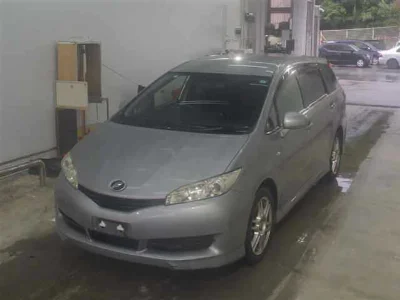 TOYOTA WISH