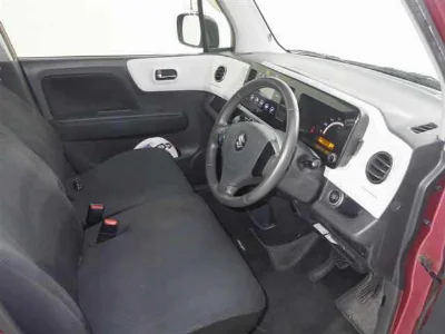 SUZUKI MRWAGON