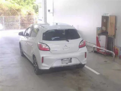 MITSUBISHI MIRAGE