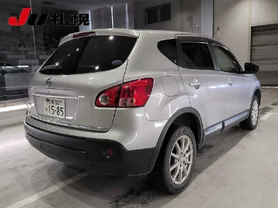 NISSAN DUALIS