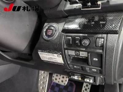 SUBARU LEGACY B4