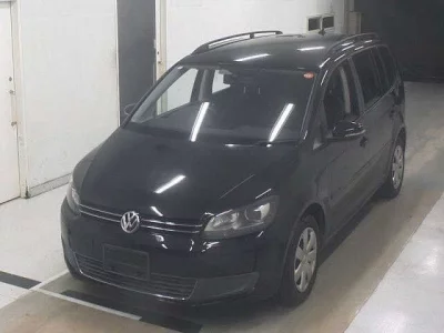 VOLKSWAGEN GOLF TOURAN
