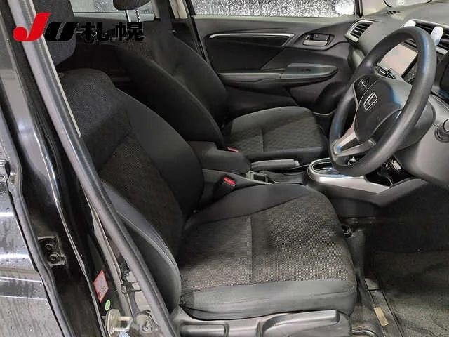 Honda Fit  с аукциона в Японии