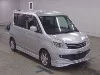MITSUBISHI DELICA D2
