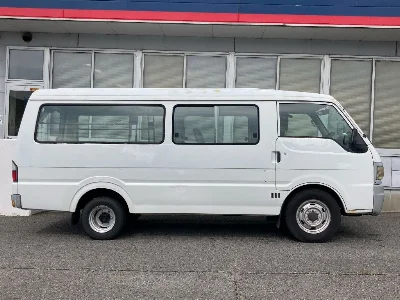 MAZDA BONGO BRAWNY VAN