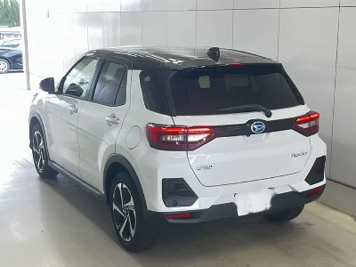 DAIHATSU ROCKY