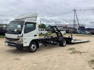 MITSUBISHI CANTER