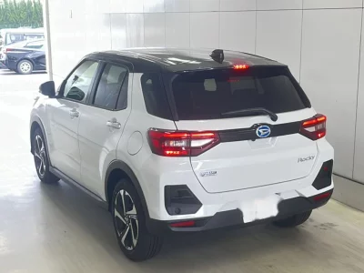 DAIHATSU ROCKY