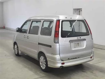 TOYOTA LITE ACE NOAH