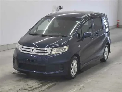 HONDA FREED SPIKE