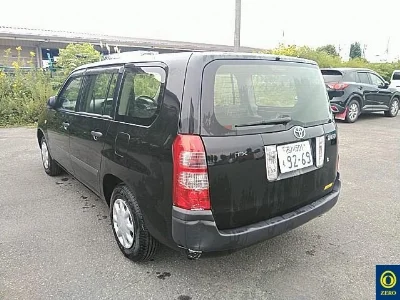 TOYOTA SUCCEED