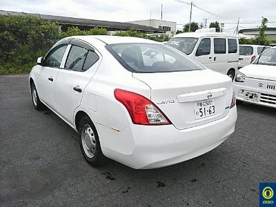 NISSAN TIIDA LATIO