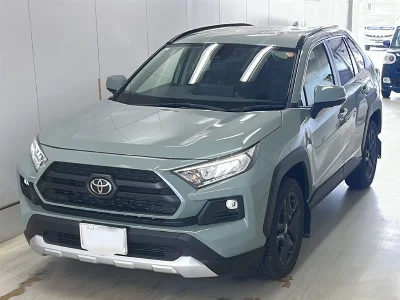 TOYOTA RAV4