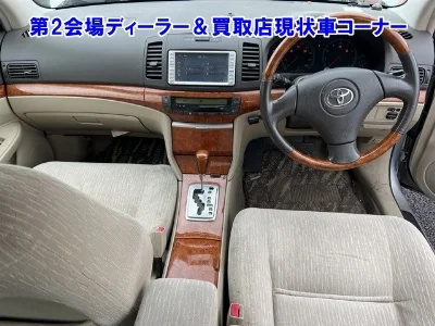 TOYOTA PREMIO